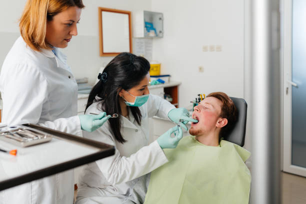 Best Emergency Treatment for Dental Infections or Abscesses in Siesta Key, FL